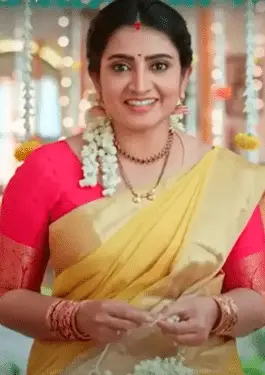 Actress Sujitha Tamil TV aunty